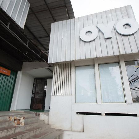 OYO 298 Gemilang Residence Tangerang Exterior foto